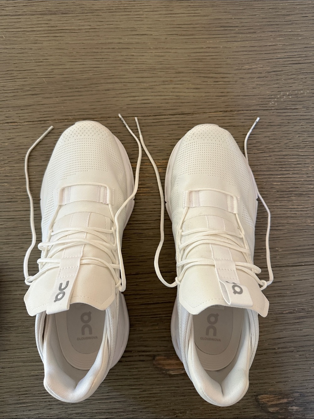 Mens On Cloudnova running sneaker in all white size 10 - Picture 11 of 11